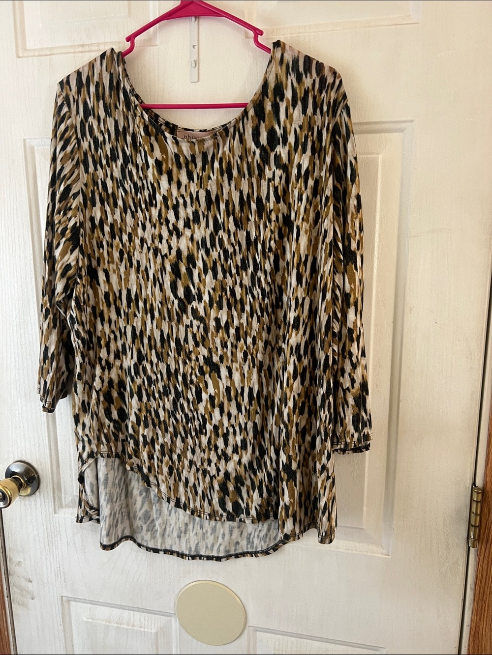 Philosophy Animal-Print Long Sleeve Tunic in Black and Brown